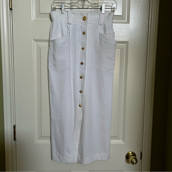 Stephanie by Suzelle Red & White Suit - Picture 8 of 14